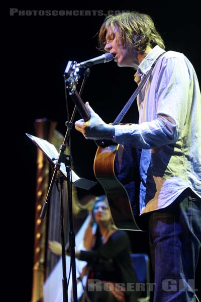 THURSTON MOORE - 2011-05-28 - PARIS - Espace Charlie Parker - Grande Halle - 